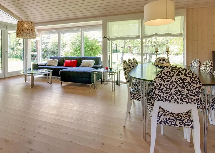 Follerich - 250m From The Sea By Interhome *